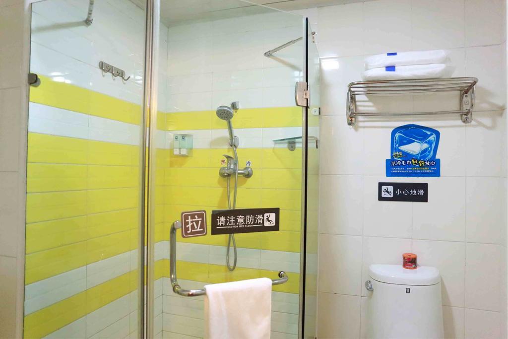 7Days Inn Chengdu North Railway Station Værelse billede